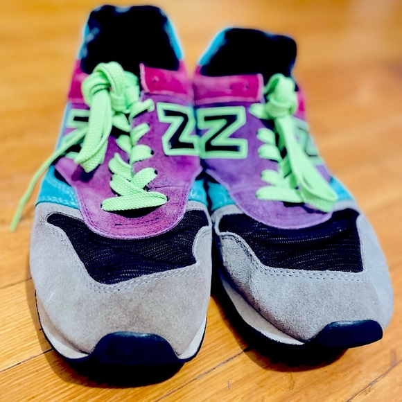 NEW BALANCE TRAINERS Size 9 - Picture 2 of 5